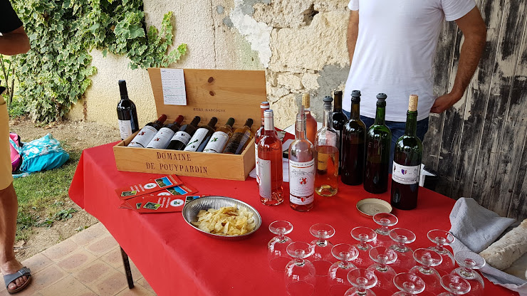 Plats et boissons Gîte Domaine de la Brette - Gîtes, Roulottes, salles de réception dans le Gers 32100 Condom