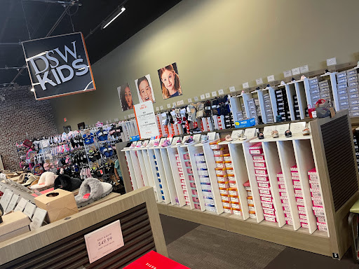 Shoe Store «DSW Designer Shoe Warehouse», reviews and photos, 1331 George Dieter Dr, El Paso, TX 79936, USA
