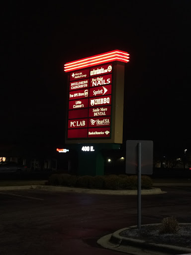 Shipping and Mailing Service «The UPS Store», reviews and photos, 444 E Roosevelt Rd, Lombard, IL 60148, USA