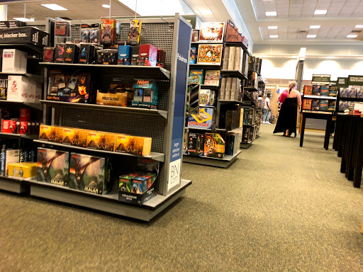 Book Store «Barnes & Noble», reviews and photos, 58 S 32nd St, Camp Hill, PA 17011, USA