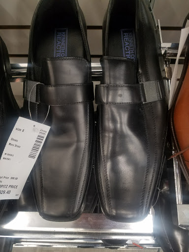 Clothing Store «Opitz Outlet», reviews and photos, 4320 Excelsior Blvd, St Louis Park, MN 55416, USA