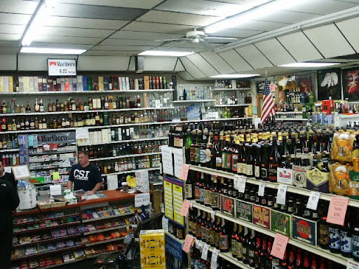 Liquor Store «Wine Barrel Plus», reviews and photos, 30303 Plymouth Rd, Livonia, MI 48150, USA