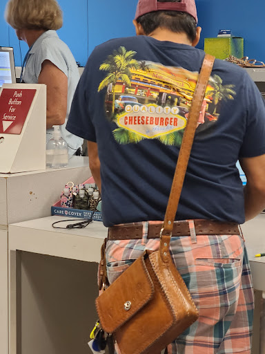 Clothing Store «Bealls Department Store», reviews and photos, 501 N Beneva Rd, Sarasota, FL 34232, USA