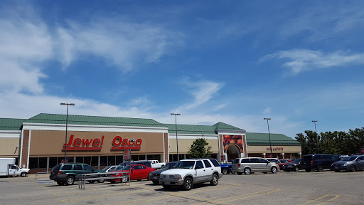 Grocery Store «Jewel-Osco», reviews and photos, 1660 Larkin Ave, Elgin, IL 60120, USA