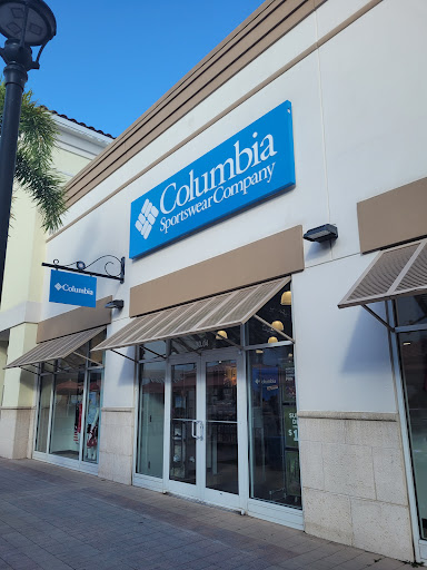 Sportswear Store «Columbia Sportswear Outlet Store at Premium Outlets in Orlando», reviews and photos, 4971 International Dr, Orlando, FL 32819, USA