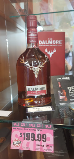 State Liquor Store «NH Liquor & Wine Outlet», reviews and photos, 10 Benning St, West Lebanon, NH 03784, USA