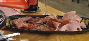 Photo n°24 de Les Gourman'dinent à Injoux-Génissiat ()