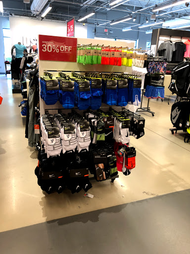 Clothing Store «Nike Factory Store», reviews and photos, 1788 94th Dr Sp A100, Vero Beach, FL 32966, USA