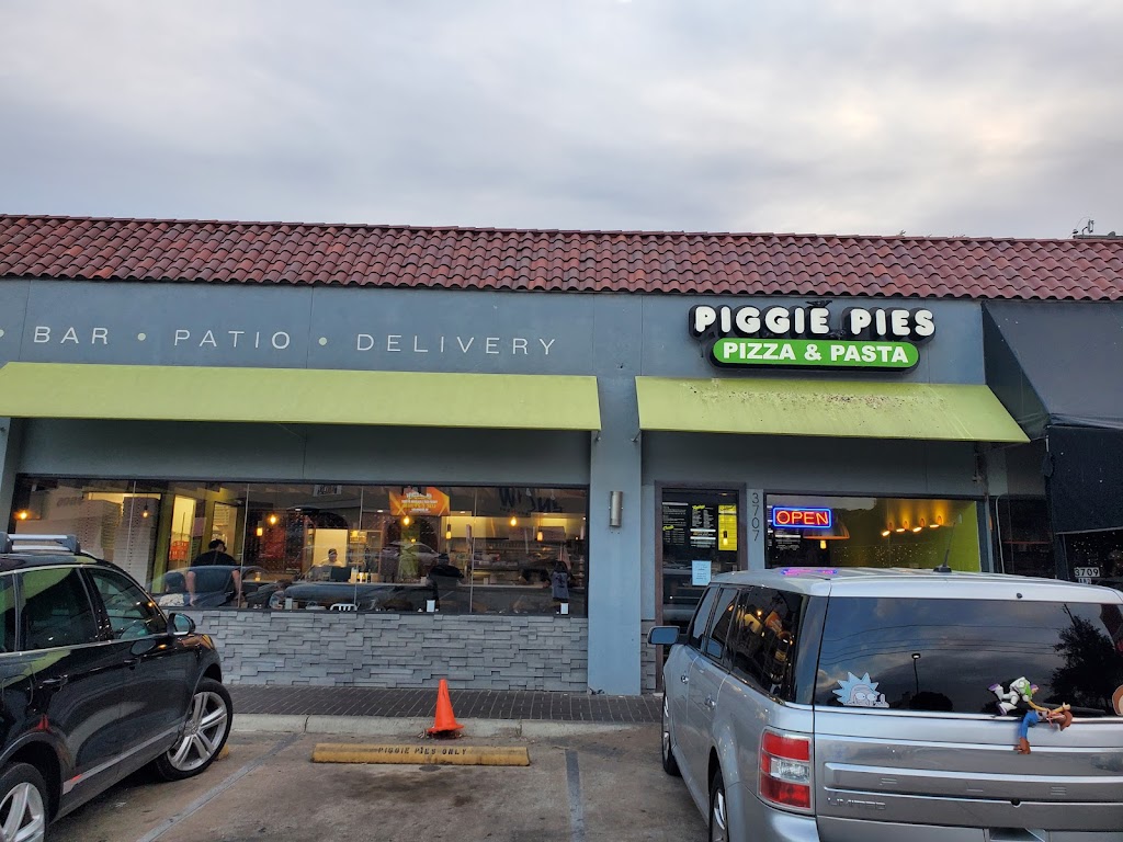 Piggie Pies Pizza 75206