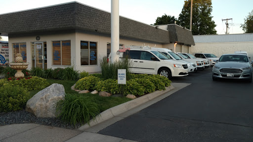 Car Dealer «Bellmobile Leasing», reviews and photos, 1714 Mainstreet, Hopkins, MN 55343, USA