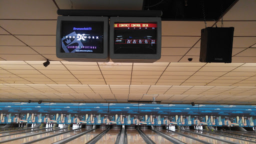 Bowling Alley «Strike & Spare Family Fun Center», reviews and photos, 6220 Shepherdsville Rd, Louisville, KY 40228, USA