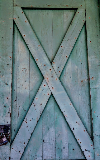 Antique Furniture Store «Hip and Humble», reviews and photos, 401 E Main St, Berryville, VA 22611, USA