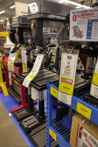 Hardware Store «Harbor Freight Tools», reviews and photos, 2931 W Shore Dr, Holland, MI 49424, USA
