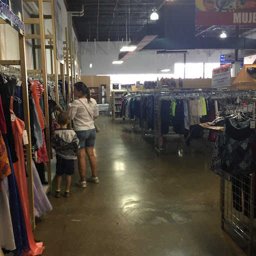 Thrift Store «Saint Vincent de Paul Thrift Store of Plano», reviews and photos, 3305 N Central Expy #280, Plano, TX 75023, USA