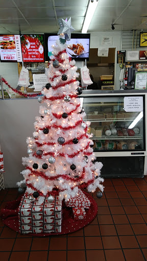 Ice House Food Mart, 701 S Park Ave, Titusville, FL 32780, USA, 