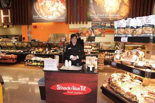 Grocery Store «Strack & VanTil Food Market», reviews and photos, 2168 W US Hwy 30, Valparaiso, IN 46385, USA