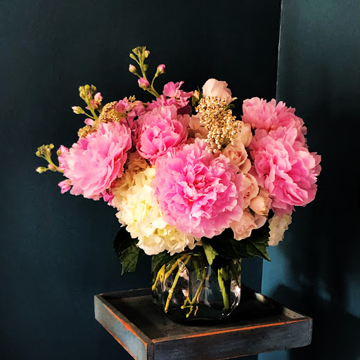 Florist «Galleria Florist», reviews and photos, 7187 Lee Hwy, Falls Church, VA 22046, USA