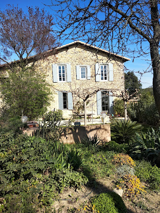Photo Chambre d'hôtes le mas des oliviers Nîmes 30000 Nîmes