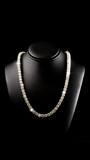 Jewelry Appraiser «Queen City Jewelry & Pawn», reviews and photos, 7935 Reading Rd, Cincinnati, OH 45237, USA