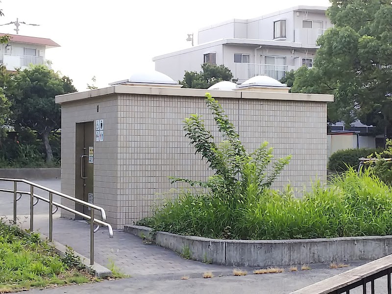新桜ヶ丘第五公園 公衆トイレ