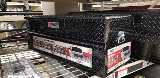 Home Improvement Store «Tractor Supply Co.», reviews and photos, 380 New Hartford Rd, Barkhamsted, CT 06063, USA