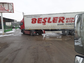 Yurtiçi Kargo Sivas Transfer Merkezi