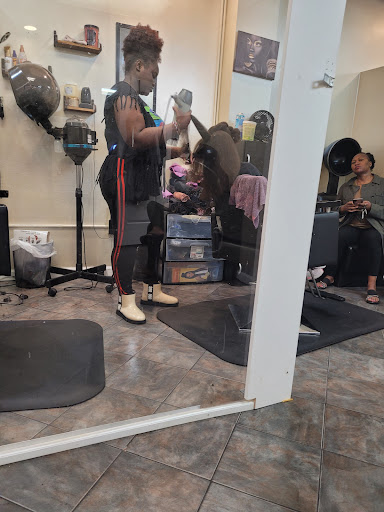Hair Salon «Angels Salon LLC», reviews and photos, 50 S Pickett St # 29, Alexandria, VA 22304, USA