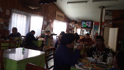 Restaurant La Ensenada - Saturnino Epulef 936, Villarrica, Araucanía, Chile