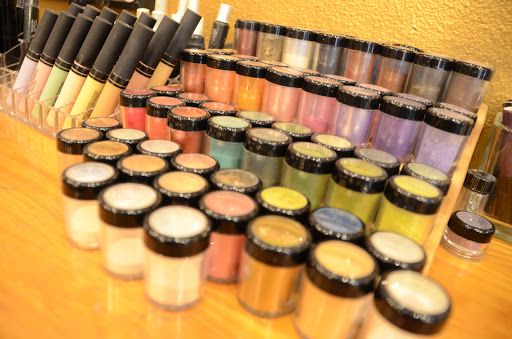 Make-up Artist «Vanity & Glamour Cosmetics / VGCosmetic Makeup Artists», reviews and photos, 547 28th St, Des Moines, IA 50312, USA