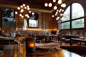 Chelsea Station Restaurant Bar & Lounge