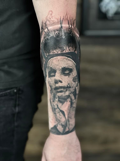 Explore gemini tattoo ideas for men, creative tattoo ideas in Deerfield Beach, available at Black Rose Tattoo Studio