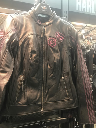 Motorcycle Dealer «Cape Cod Harley-Davidson», reviews and photos, 750 MacArthur Blvd, Pocasset, MA 02559, USA