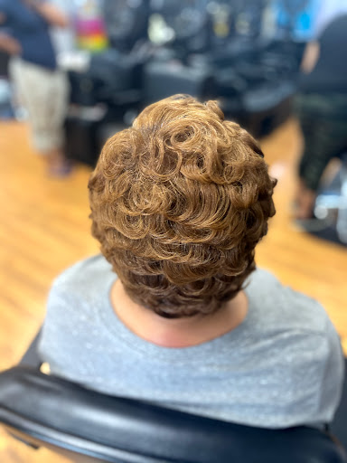 Hair Salon «Perfect Reflectionz Beauty Salon and BarberShop», reviews and photos, 5805 Silver Hill Rd, District Heights, MD 20747, USA