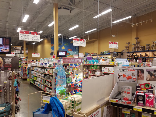Pet Supply Store «Care-A-Lot Pet Supply», reviews and photos, 1924 Diamond Springs Rd, Virginia Beach, VA 23455, USA