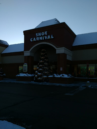 Shoe Store «Shoe Carnival», reviews and photos, 152 S Gary Ave, Bloomingdale, IL 60108, USA