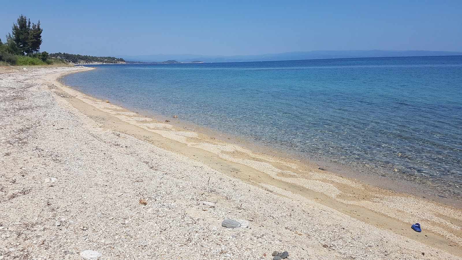 Fotografija Bara beach z turkizna čista voda površino