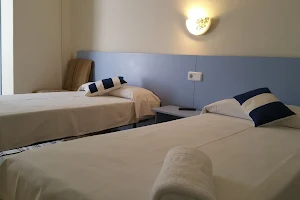 Hotel del Mar image