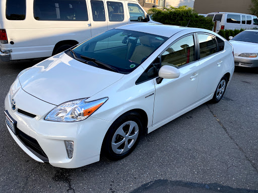 Auto Body Shop «Bratch Auto Body & Repair Inc.», reviews and photos, 645 S Massachusetts St, Seattle, WA 98134, USA