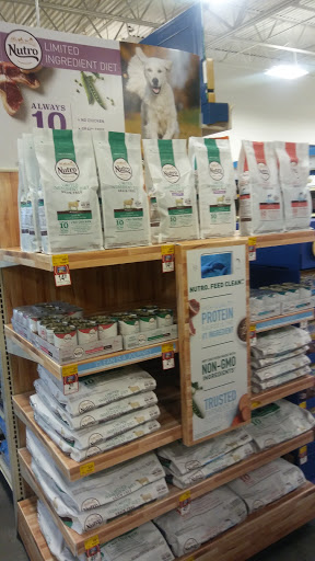 Pet Supply Store «PetSmart», reviews and photos, 1145 W Riverdale Rd, Riverdale, UT 84405, USA