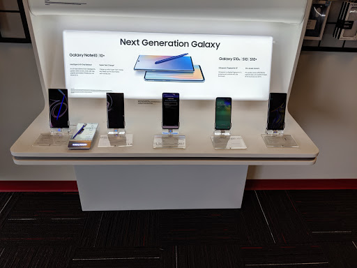 Cell Phone Store «Verizon Wireless - Cellular Plus», reviews and photos, 98 N Minor Rd, Kelso, WA 98626, USA