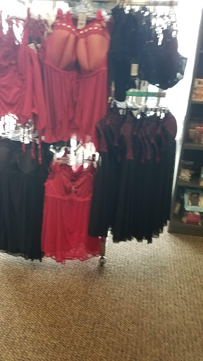 Lingerie Store «Intimate Designs», reviews and photos, 1520 East 23rd St S O, Independence, MO 64055, USA