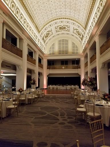 Florist «Amelia Florist Wine & Gift Shop», reviews and photos, 1406 Ohio Pike, Amelia, OH 45102, USA