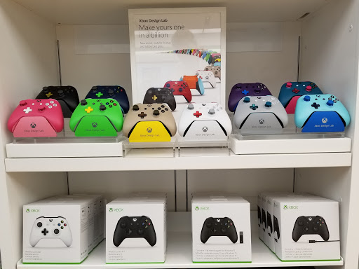 Electronics Store «Microsoft Store - The Westchester», reviews and photos, 125 Westchester Ave, White Plains, NY 10601, USA