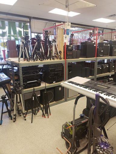 Second Hand Store «STUFF», reviews and photos, 9770 SE 82nd Ave, Happy Valley, OR 97086, USA