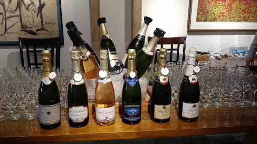 Wine Store «French Country Wines», reviews and photos, 2433 Bartlett St, Houston, TX 77098, USA