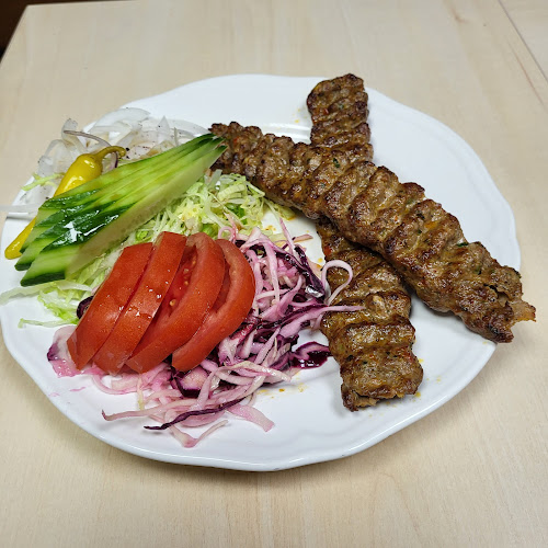 Laz Tadim Fish & Chips & Kebab House - Restaurant