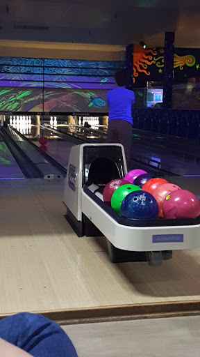 Bowling Alley «Thunderbowl Lanes», reviews and photos, 4200 Allen Rd, Allen Park, MI 48101, USA