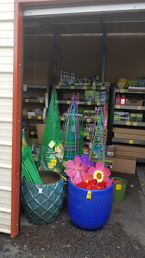 Grocery Store «Grocery Outlet Bargain Market», reviews and photos, 960 Roosevelt Ave, Enumclaw, WA 98022, USA