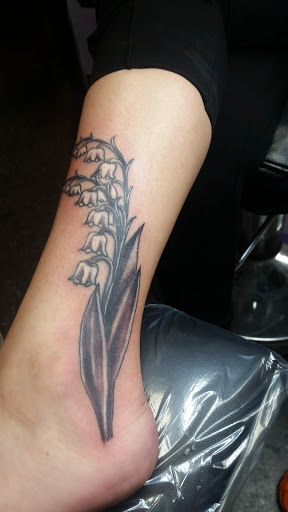 Tattoo Shop «Dungeon Tattooz», reviews and photos, 2834 S Sherwood Forest Blvd, Baton Rouge, LA 70816, USA