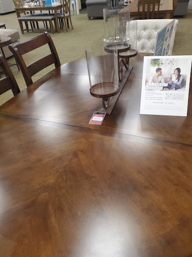 Shopping Mall «Middlesex Mall», reviews and photos, 6747 Hadley Rd, South Plainfield, NJ 07080, USA